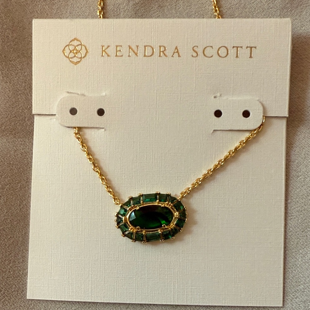 Kendra Scott Gold Elisa Necklace with Emerald Green stone - Picture 5 of 5